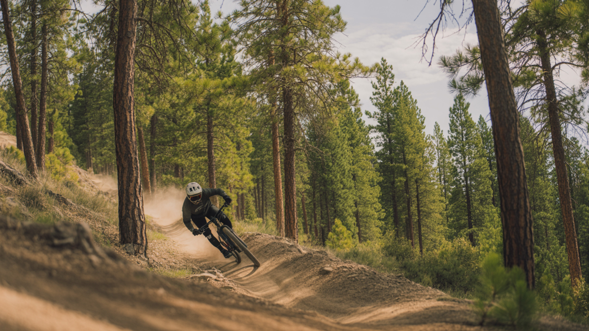 Mountain bike racing on Black Hills trails